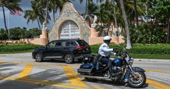 Judge Avoids Immediate Decision on Trump FBI Search Warrant Affidavit, Schedules Hearing