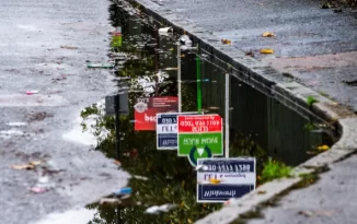 UK house prices suffer biggest annual decline since 2009